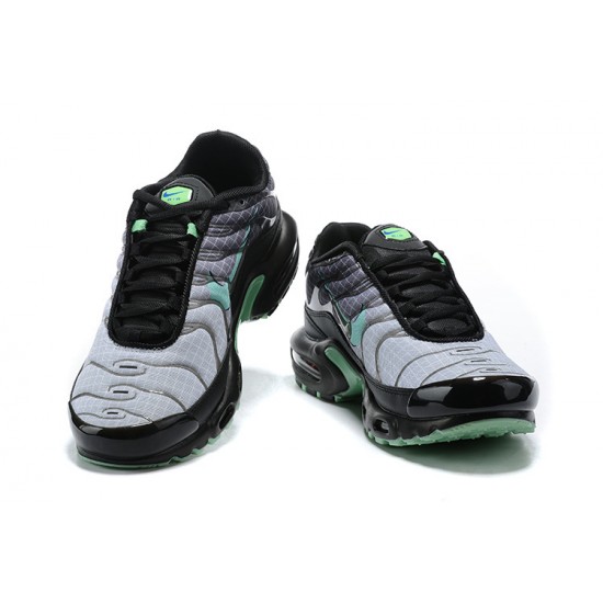 PK Sneakers Air Max Plus Tn CT1619-001 Black Green Shoes