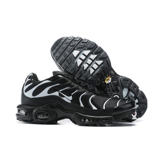 PK Sneakers Air Max Plus Tn 852630-038 Black Grey Shoes