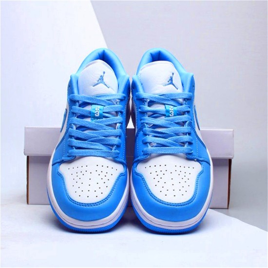 PK Sneakers Jordan 1 Low UNC (W) University Blue/University Blue-White AO9944-441